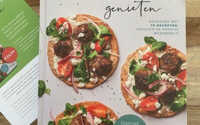 Kookboek “makkelijk, gezond & koolhydraatarm genieten’